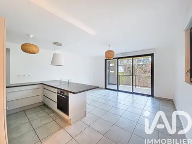 Apartment in La Roche-sur-Foron (74800)