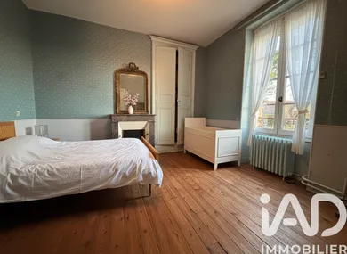 Townhouse in Évron (53600)