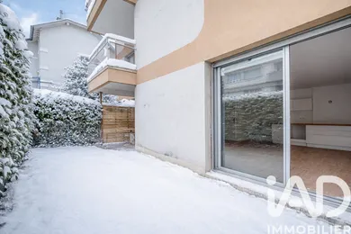 Apartment in Grenoble (38100)