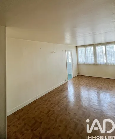 Apartment in Orly (94310)