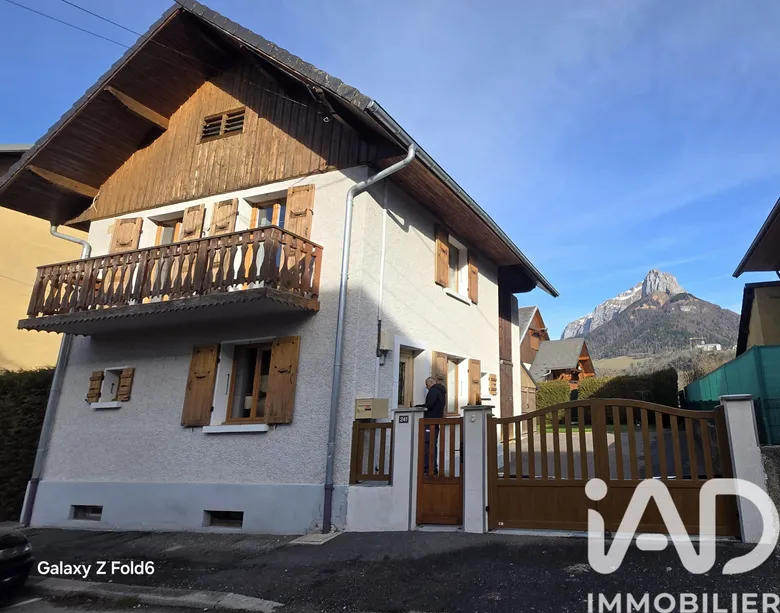 Maison 6 pièces 103 m² · à École · 103,1 m² · 329 000 €