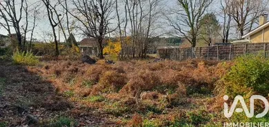 Terrain à Saint-Paul-en-Born (40200)
