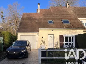 Maison traditionnelle à Cires-lès-Mello (60660)