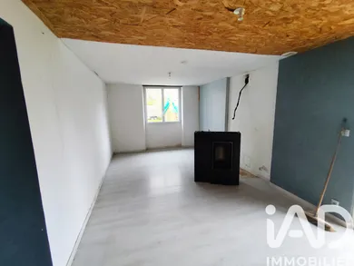 Maison de campagne à Bains-sur-Oust (35600)