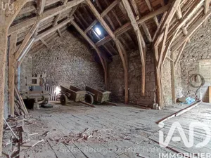 Barn in PEYRE EN AUBRAC (48130)