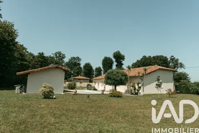 Maison de campagne à Sort-en-Chalosse (40180)