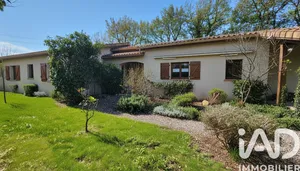 Architectural house in Grépiac (31190)