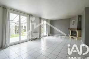 Traditional house in Chelles (77500)