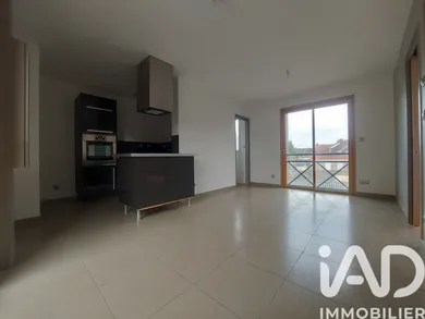 Apartment in Croix (59170)