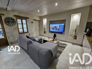 Maison à Saint-Hippolyte (17430)