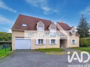Apartment in Moret-Loing-et-Orvanne (77250)