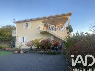 Maison à SAINT-PIERRE (97410)