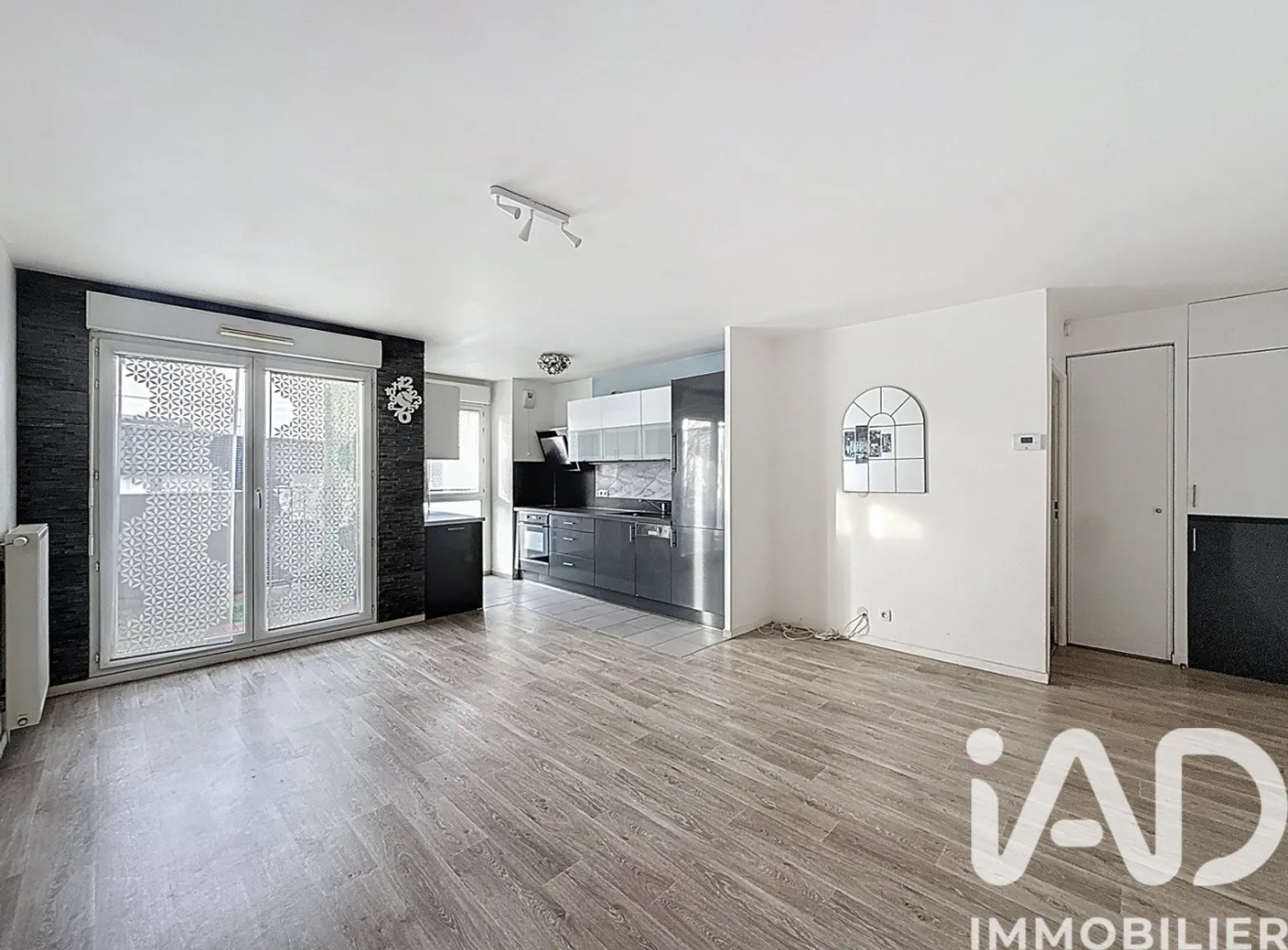 Vente appartement à Valenton (94460) : appartement 3 pièces 63 m² — 3
