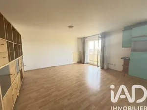 Apartment in Melun (77000)