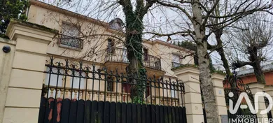 Mansion in Saint-Maur-des-Fossés (94100)