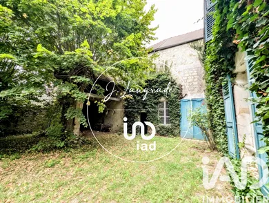 Immeuble à Auvers-sur-Oise (95430)