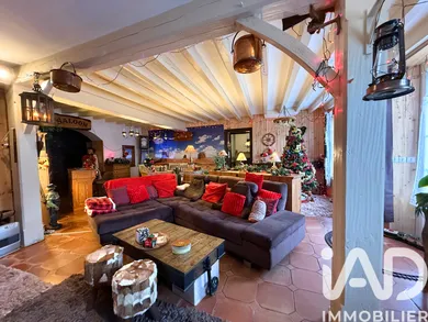 Maison de village à Bieujac (33210)