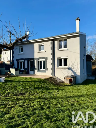 House in Saint-Genest-Lerpt (42530)