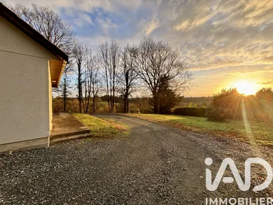 Maison de village à Mialet (24450)