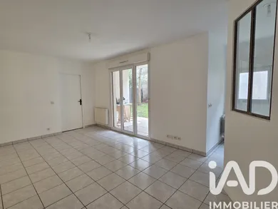 Apartment in Villeurbanne (69100)