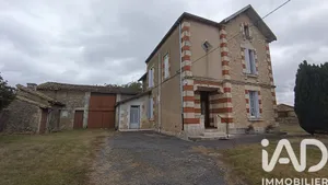 Maison de campagne à Vançais (79120)