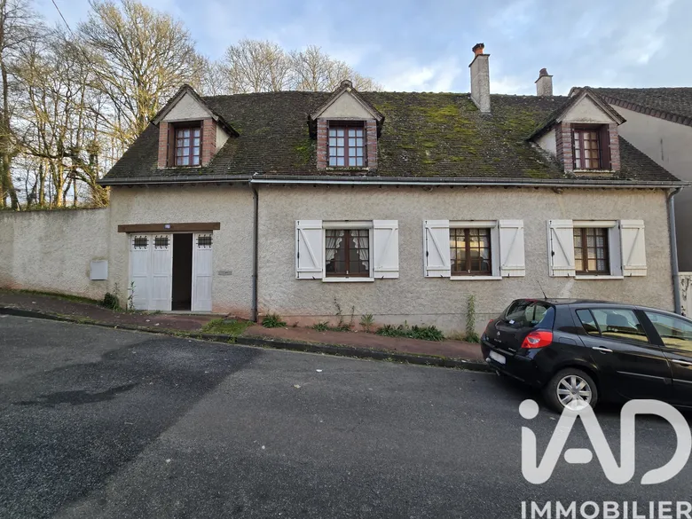 Maison 4 pièces 100 m² · à Châtillon-Coligny · 100 m² · 107 000 €