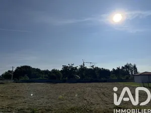 Building plot in Orléat (63190)