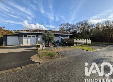 Maison à Saubrigues (40230)