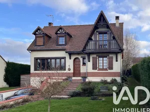 Maison traditionnelle à Saint-Sulpice (60430)