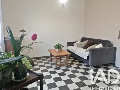 House in Mayenne (53100)