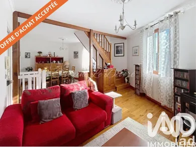 Apartment in Saint-Prix (95390)