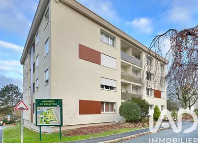 Apartment in Saint-Michel-sur-Orge (91240)