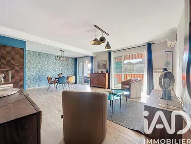 Apartment in Sanary-sur-Mer (83110)