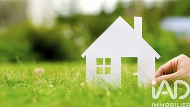 Land in authezat (63114)