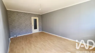 Apartment in Saint-Étienne (42100)