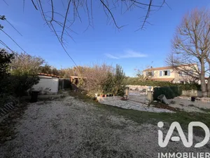 Building plot in Velaux (13880)