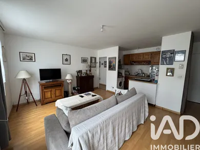 Apartment in Longjumeau (91160)