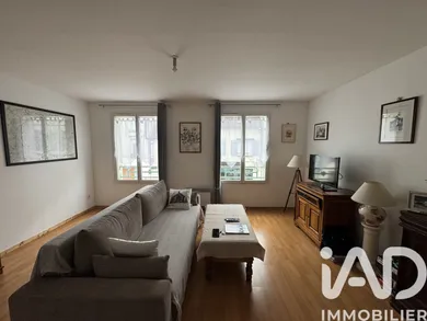 Apartment in Longjumeau (91160)