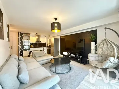 Apartment in Fleury-Mérogis (91700)