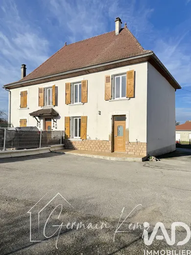 Apartment in Les Abrets (38490)