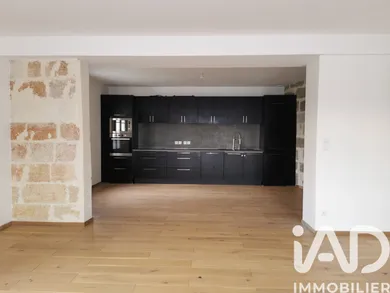 Maison de ville à Arveyres (33500)