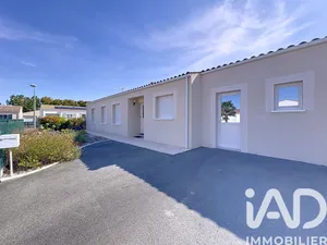 House in Saint-Jean-de-Liversay (17170)