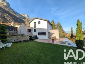 Maison d'architecte à Saint-Paul-de-Varces (38760)