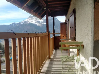 Maison de village à Doucy-en-Bauges (73630)