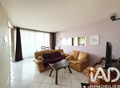 Apartment in Le Blanc-Mesnil (93150)