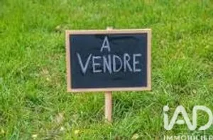 Land in Saint-Maximin-la-Sainte-Baume (83470)