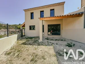 Maison à Entrechaux (84340)