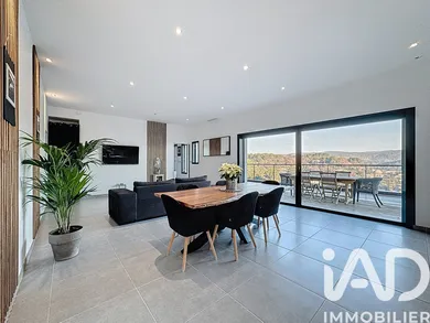 House in Trans-en-Provence (83720)