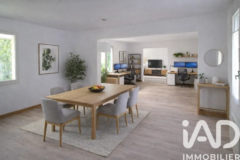 Immeuble 131 m² · à Saint-Avé · 131 m² · 274 300 €