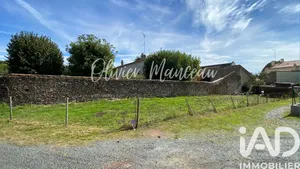 Terrain à bâtir à Les Herbiers (85500)